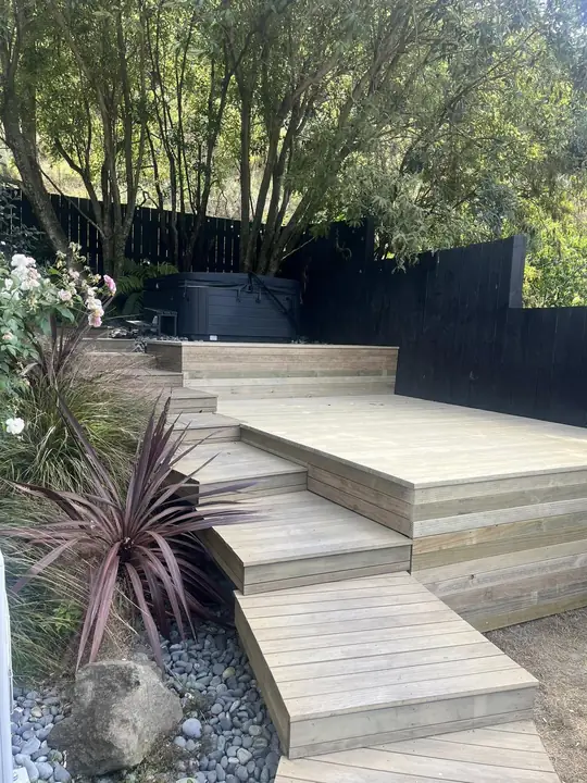 Tiered timber deck with steps